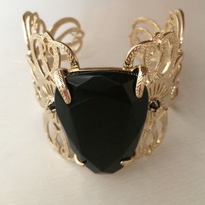 Kendra Scott bracelet