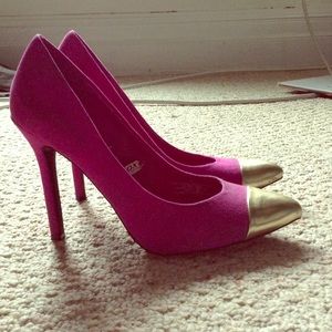 Hot Pink Pumps