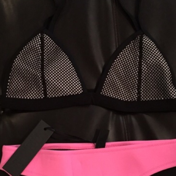 New Triangl Bikini Top for @tictatonie