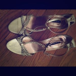 Claudia Ciuti Italy gold sandal heel size 7