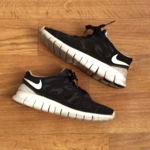 Nike Free Runs