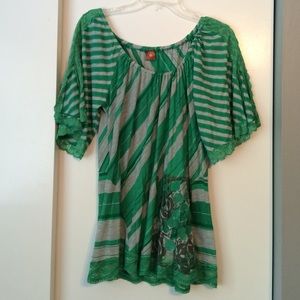 Great Spring/Summer top!