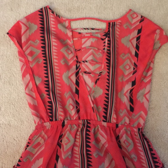 Tribal dress in great condition - Picture 2 of 4