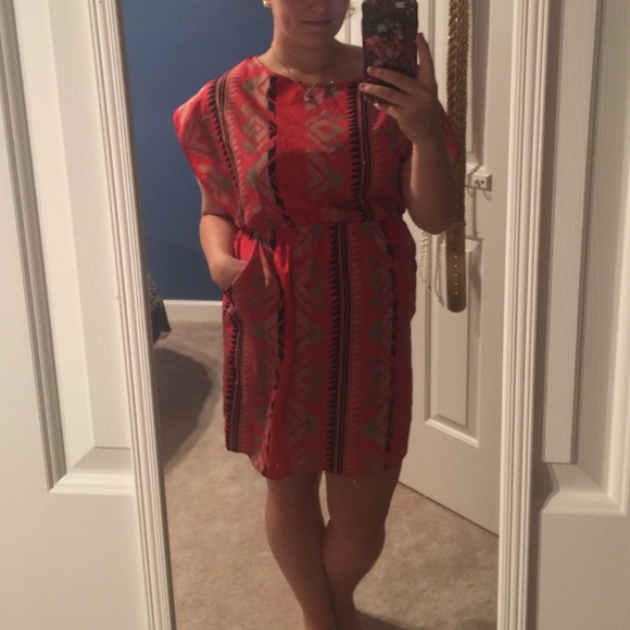 Tribal dress in great condition - Picture 3 of 4