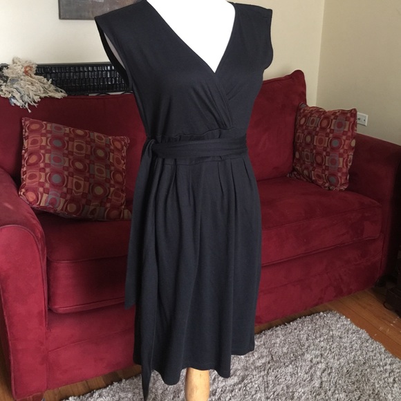 LOFT Dresses & Skirts - Black cotton blend dress