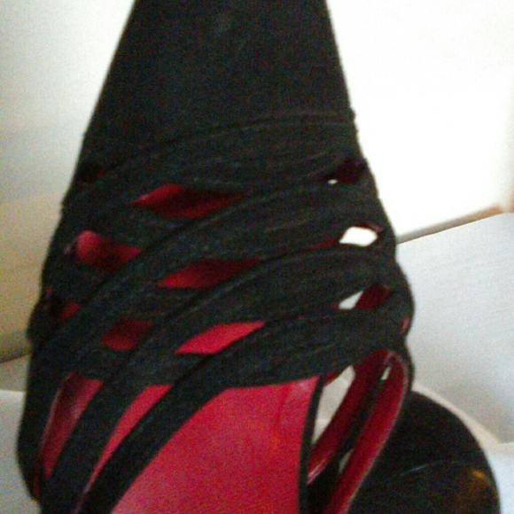 Carlos Santana Black Stiletto - Picture 2 of 4