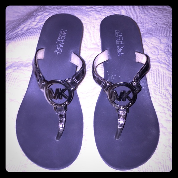 📍Michael Kors Sandals📍