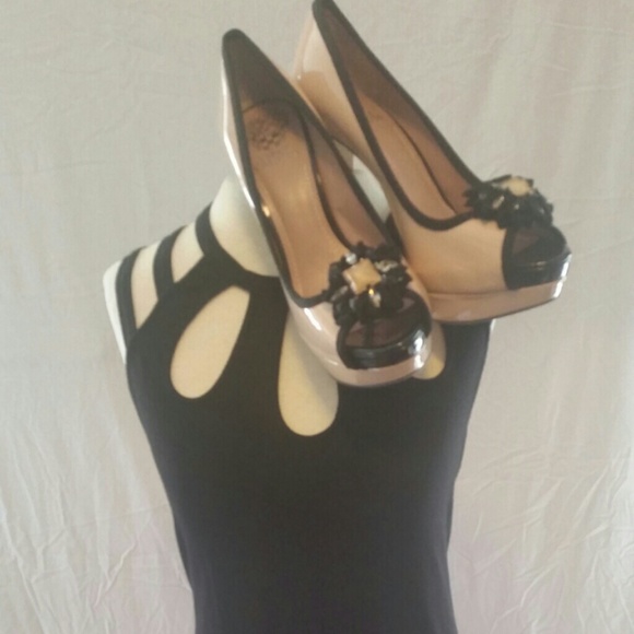 Black Form-fitting Dress