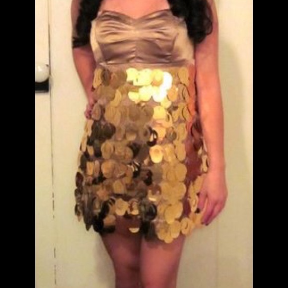 Gorgeous gold dress