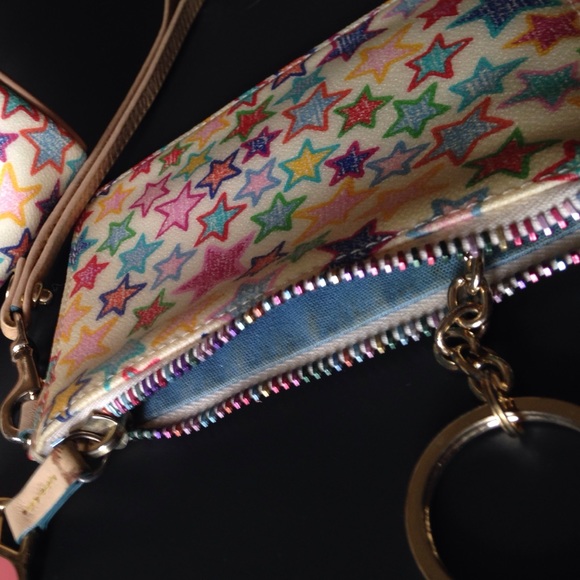 ❌SOLD❌ Dooney & Bourke Star Purse & Wristlet - Picture 4 of 4