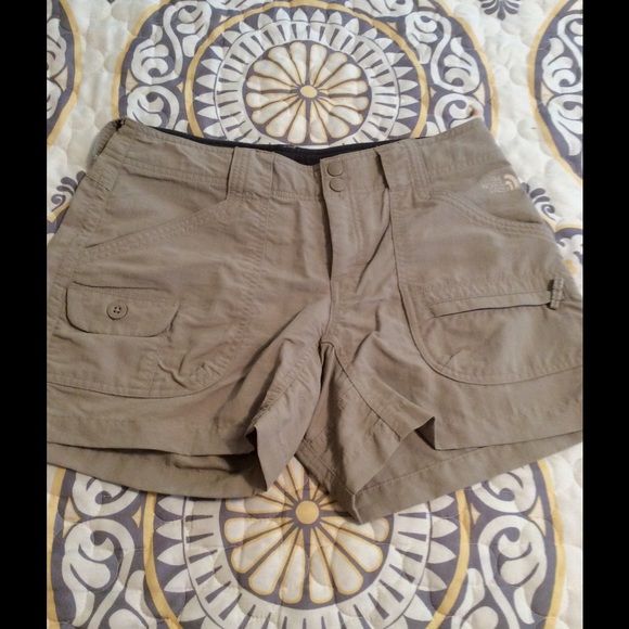 EEUC North Face Shorts 🎀SOLD🎀