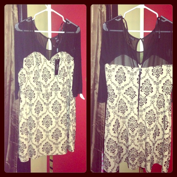 ✨NWT✨ Black & Tan Paisley Dress (Plus Size)