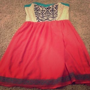 Embroidered lace top strapless dress