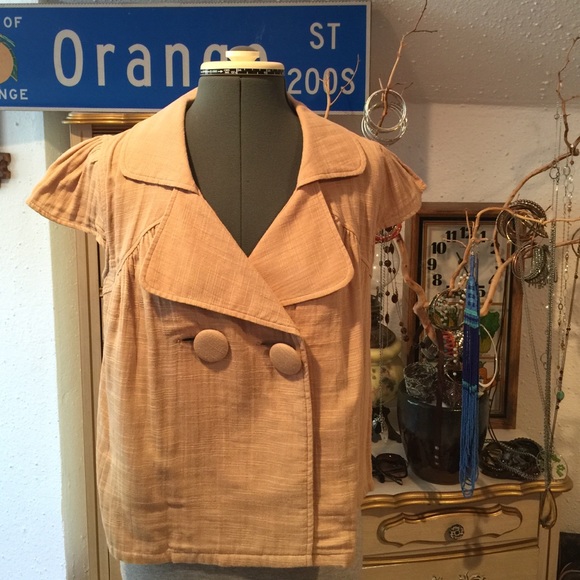 100% cotton beige double breasted top