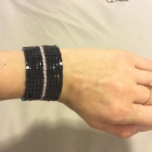 Glass bead cuff