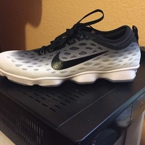 Nike Womens zoom ability