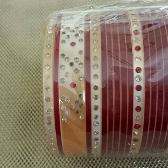 Indian wedding bangles  (chuda ) NWT. Small - Picture 2 of 4