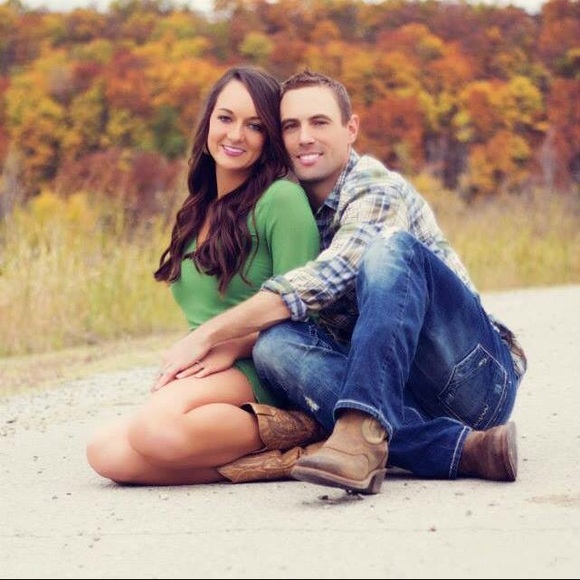 β’| Hello |β’ - Picture 2 of 6