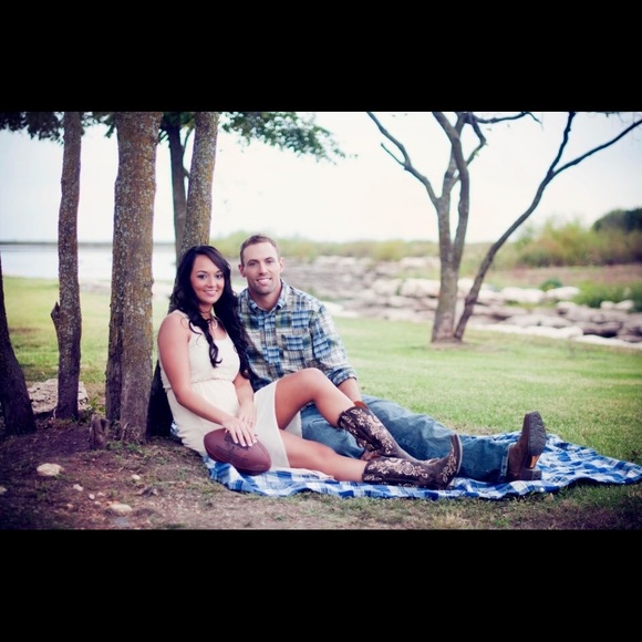 β’| Hello |β’ - Picture 3 of 6