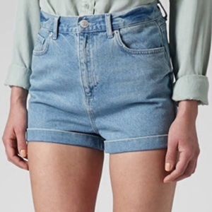 Topshop Jeans - Topshop Light Wash Mom Shorts Topshop Jeans - Topshop Light Wash Mom Shorts
