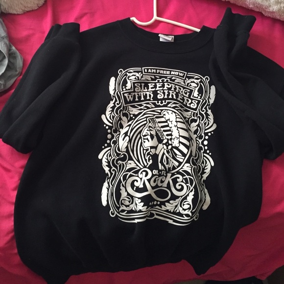 SWS pullover