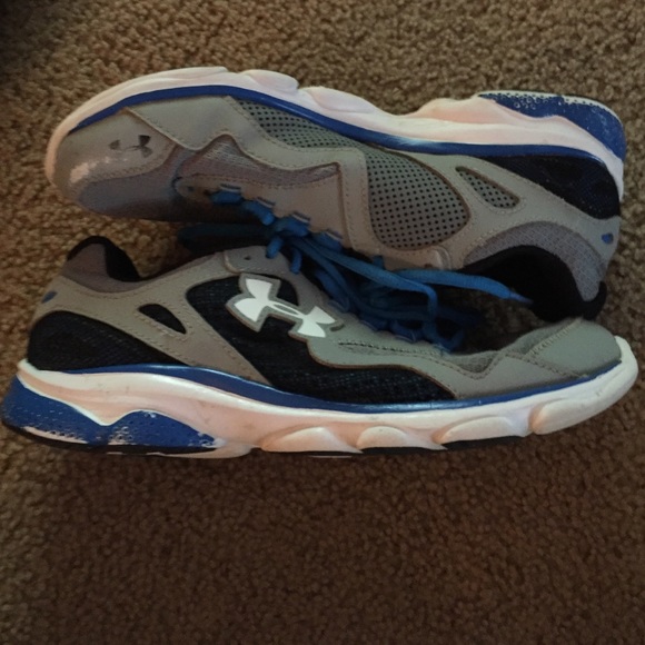 Underarmor running shoes