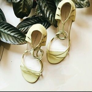 Banana Republic light green snake skin heels