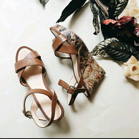 Snake skin tan platform