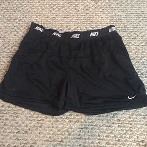 Reversible black  Nike shorts!!