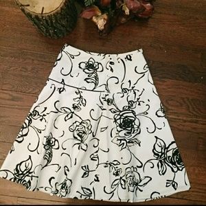 Printed high waisted skirt