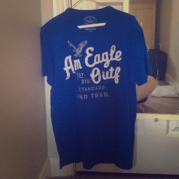 American eagle t shirt