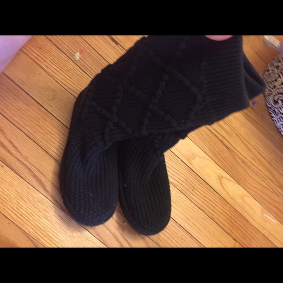 Black knit uggs