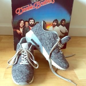 Nike Tweed AirMax Sneakers