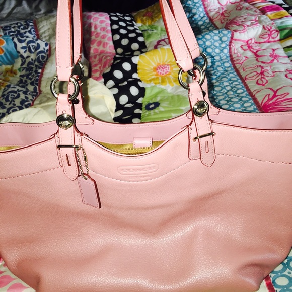 coach leather purse