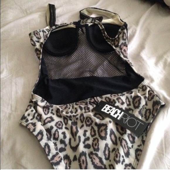 Beach Riot One Piece - Picture 3 of 3