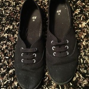 h&M shoes hardly ever worn