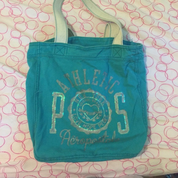 Aeropostale tote