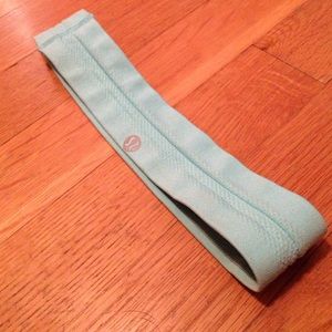 LuLuLemon light blue headband
