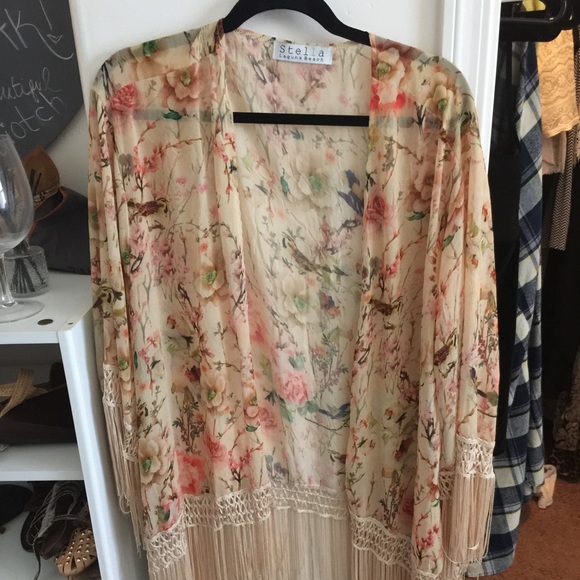 Floral kimono with fringe