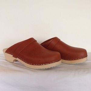 Lotta from Stockholm tan leather clogs sz 38
