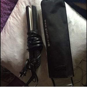 Flat Iron (Straightener) like new!!!