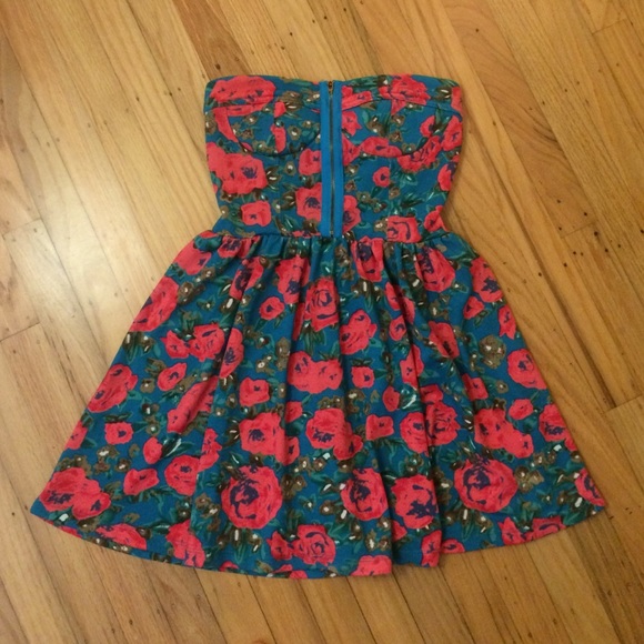 Cute summer mini dress