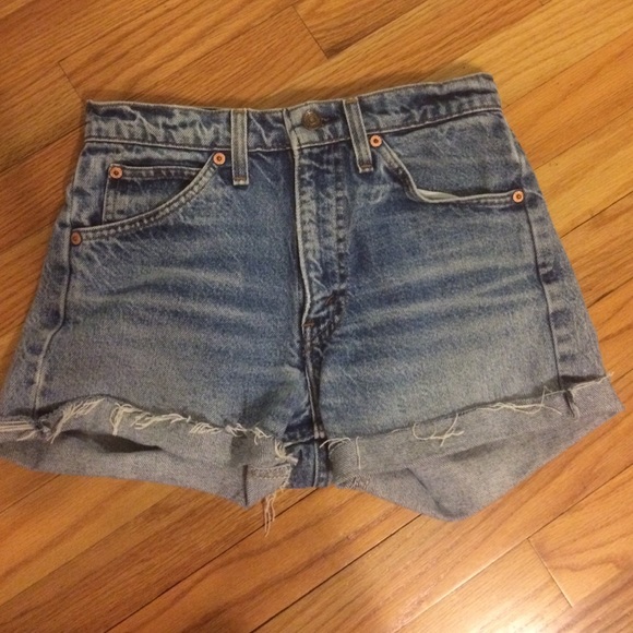 Levi's high waisted shorts