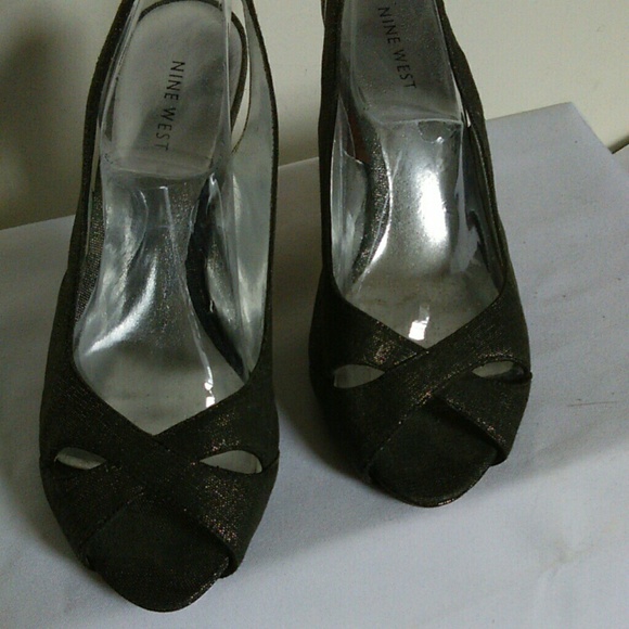 NINE WEST Black Linen Slingback - Picture 3 of 4