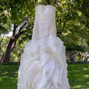 Vera Wang fit and flare