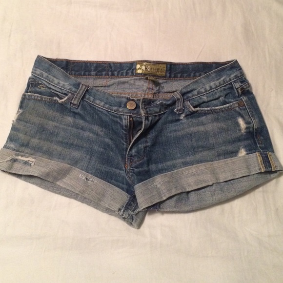 Medium wash Hollister shorts