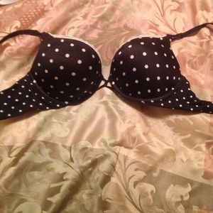 Victoria's Secret 36B Miraculous Plunge Bra