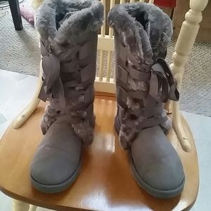 Justfab Chamonix Furry Fur Grey Winter Boots