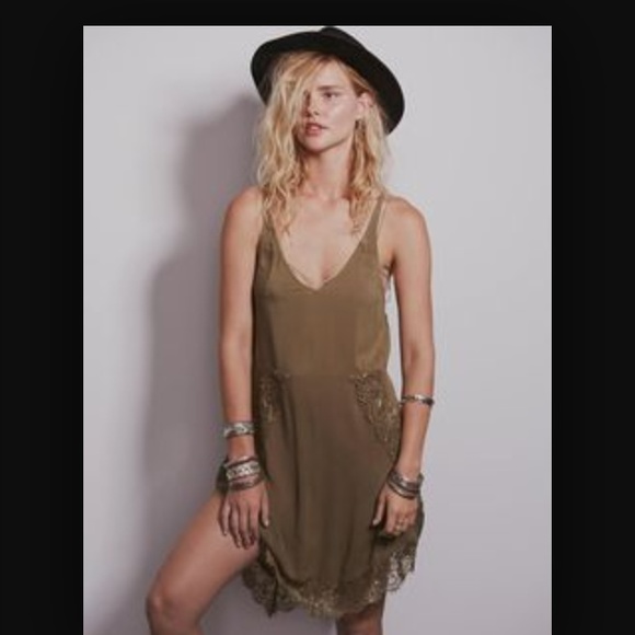 Free people eye lash slip