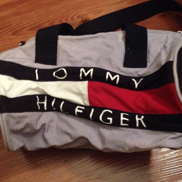 Tommy Hilfiger gym bag